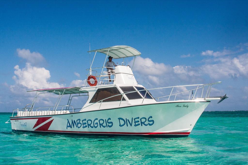 Ambergris Divers Resort San Pedro  Exteriér fotografie